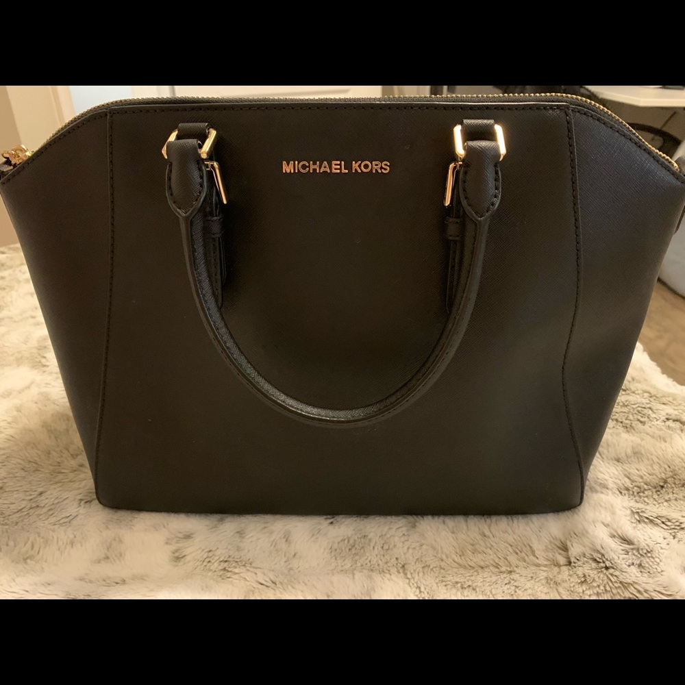 Michael Kors leather bag